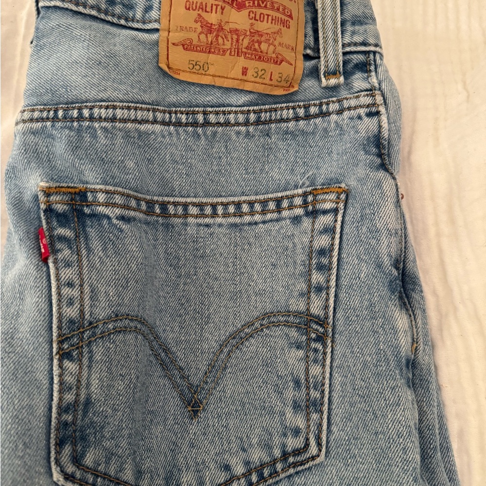 VINTAGE RARE SIZE Levi's Relaxed Fit 550 Men's Jeans